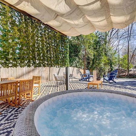 Cozy House W Hot Tub & Big Yard Charlotte Exterior foto